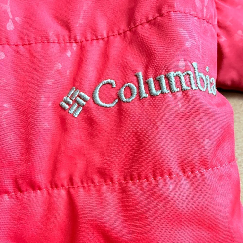 Columbia Pinkish Red Leaf Pattern Fall Jacket - Picture 4 of 9